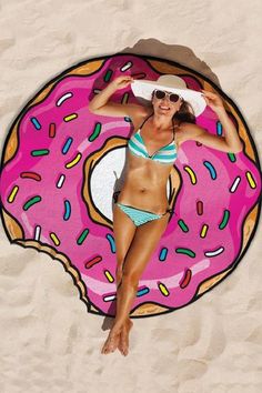 Cupshe Sweet Doughnut Beach Towel - Fun Colorful Donut with Pink Icing and Rainbow Sprinkles Round Design.  food humor, dessert lover, summer pool party ideas, tropical beach vacation round towel, cruise outfit ideas, donut recipe, donut birthday party ideas, doughnut wall. This is an affiliate link. Hamburger Pizza, Pink Donut, Boho Blanket, Body Lingerie, Beach Pink, Hot Beach, Beach Towel Blanket, Pink Donuts, Round Beach Towels