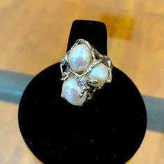 Ring 925 Silver Sea Water Pearl With .3 Ct Diamond In The Middle. See Pictures. Any Questions Please Ask. No Return. Silver Sea, 6 Rings, Sea Water, Water Pearls, Pearl Color, Silver Diamonds, Womens Jewelry Rings, In The Middle, The Middle