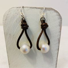 11 Mm White Pearls Dangle On Brown Leather Cord. Sterling Silver Ear Wires. Cool And Different. New, Never Worn. Leather And Pearls, Leather And Pearl Earrings, Fall Leather, Jump Ring Jewelry, Pearl Leather, Beaded Jewelry Patterns, Leather Earrings, Jewelry Patterns, Diy Earrings