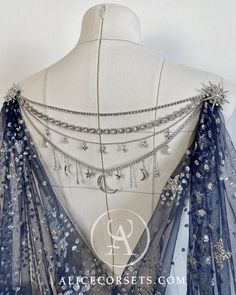 Celestial Draped Wedding Cape Veil Starry Bridal Cape Pegasus Moon Fairytale Cloak Fantasy Veil Cover-up for Dress Alternative Wedding Wrap - Etsy Nightcourt Ball, Fantasy Veil, Fae Ball, Ball Outfits, Wedding Cape Veil, Cape Veil, Draping Wedding, V Shape Cut, Dress Alternative