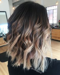 Short Hair With Ombre Balayage, Medium Hairstyle Women Dark Hair, Brown Blonde Ombre Short, Short Brown To Blonde Ombre Hair, Dark Brown To Blonde Balayage Short Hair Medium Lengths, Ombre For Medium Length Hair, Short Hair Balayage Black Roots, High Contrast Balayage Short Hair, Bob Haircuts With Balayage