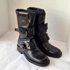 Super Rare Hard To Find Tom Ford Collaboration Black Leather Moto Boots. Pre Owned With Some Flaws. ** All Buckles Are Broken Or Missing *** Need To Be Replaced. *** Sold As Is ** Additional Velcro Fastening Semi-Square Toe Mid Calf Height Rubber Sole Leather In Good Conditon Please Review All Pics Questions? Leave A Comment Below! Biker Style Moto Boots With Round Toe For Riding, Black Moto Boots For Winter Riding, Black Biker Moto Boots For Riding, Black Winter Moto Boots For Riding, Winter Riding Black Moto Boots, Moto Boots With Round Toe For Riding, High-top Moto Boots With Buckle Closure For Streetwear, Black Moto Boots With Buckle For Outdoor, Black Moto Boots With Buckle Closure For Outdoor