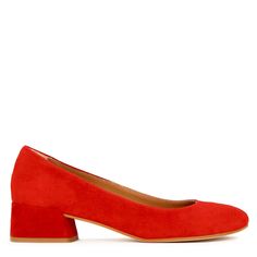 Suede pumps
Red suede leather
4 cm high heel
Leather lining
Handmade in Italy Recipe For Success, Red Sole, Shoe Size Conversion, Red Suede, Suede Pumps, Handmade Shoes, Womens Heels, Shoe Brands, Shoes Online