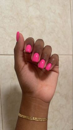 Nail Color Inspo 2023, Short Color Acrylic Nails, Short Square Acrylic Nails One Color, Colored Square Nails, Shirt Square Acrylic Nails, Shirt Nails Acrylic, Short Nails Color Ideas, Short Solid Color Acrylic Nails, Short Square Acrylic Nails Summer Colors