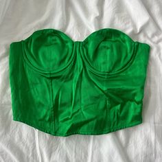 Brand New! Fitted Green Tube Top For Night Out, Chic Green Bandeau Crop Top, Green Fitted Cropped Tube Top, Chic Green Cropped Tube Top, Fitted Green Cropped Tube Top, Green Tube Top For Spring Party, Green Bandeau Top For Party, Green Spring Tube Top For Party, Zara Fitted Green Crop Top