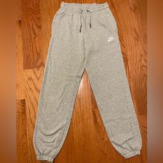 Grey Nike Sweatpants Hardly Worn And Like Brand New Gray Sweatpants Women, Christmas Presents For Teens 2024, Nike Sweatpants For Loungewear, Nike Jogger Trousers For Loungewear, Grey Nike Sweats Women, Nike Casual Pants With Elastic Waistband, Casual Nike Pants With Elastic Waistband, Nike Casual Full Length Pants, Nike Loungewear Trousers