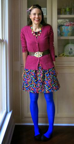 Art Teacher Fashion, Art Teacher Clothes, Colourful Tights, Art Teacher Outfits, Colorful Tights, Colored Tights Outfit, Cassie Stephens, Winter Teacher Outfits, Coloured Tights