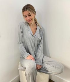 These natural pajamas are made of soft cotton knitwear fabric (jersey) and are perfect for sleep, parties, or everyday use. Our luxurious, temperature-regulating knit fabric drapes and falls in all the right ways, enveloping the body in comfort. Plus, it's machine washable, and gentle on the skin, so it not only feels beautiful but it's easy to care for, too. These are the cozy, relaxed PJs you'll live in, a gift to everyone, and pack with you wherever you go. Composition: 95% cotton, 5% elastin Winter Pjs Women Pajama Set, Pajama Set Long Sleeve, Solid Cotton Sleepwear For Lounging, Cotton Sleepwear For Loungewear, Soft Comfortable Sleepwear For Loungewear, Soft Comfortable Sleepwear For Lounging, Comfortable Soft Sleepwear For Lounging, Soft Comfortable Sleepwear For Pajama Party, Comfortable Soft Sleepwear For Pajama Party