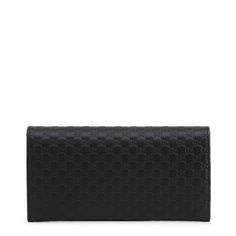 Gucci Wallets are a luxurious accessory for any woman. Made in Italy, these wallets are crafted from high-quality leather and feature a metallic fastening. Inside, you'll find a credit card holder, documents compartment, and a coin purse. The dimensions are 19 cm in width, 10 cm in height, and 2.5 cm in depth. Each wallet comes with its original packaging. These Gucci Wallets are the perfect combination of style and practicality. Whether you're looking for a gift for a special someone or a treat for yourself, these wallets are sure to make a statement. Armani Exchange Men, Buy Gucci, Gucci Leather, Calvin Klein Men, Gucci Wallet, Timeless Handbag, Mens Vans, Credit Card Holder, Men Shoes Size