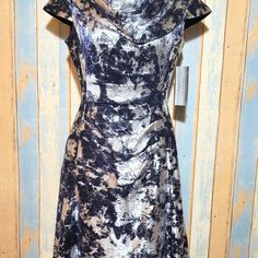 Beautiful Party Dress. Tahari, Size 6, Silver And Navy, New With Tags. Silver A-line Fitted Dress, Silver Fitted A-line Dress, Silver A-line Dress For Formal Occasions, Silver A-line Formal Dress, Blue And Silver Dress, Beautiful Party Dresses, Tahari Dress, Silver Dress, Blue And Silver