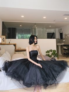 Black Poofy Dress Short, Black Tulle Prom Dress Short, Black Tulle Mini Dress For Evening, Short Tulle Dress White And Black, Black Tulle Dress Short Strapless, Homecoming Dresses Black, Short Prom, Mother Wedding Dress, Short Prom Dress