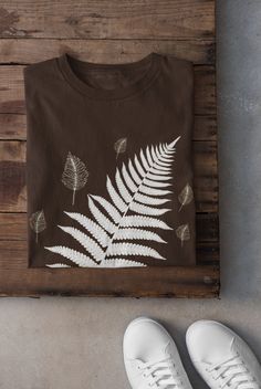 Thanks for stopping by! Cottagecore Ferns T-shirt Printed on a super soft, cotton tee Dispatched in 5 working days or sooner Unisex Free UK delivery Material: 100% ringspun cotton. Chest (to fit): S  34/36   M  38   L  40/42   XL  44/46   XXL  48/50 ECO-FRIENDLY Each garment is made to order, reducing extra material and energy that would be otherwise wasted We use DTG printing process which is easier on the environment than screen-printing Our ink is bright and also eco-friendly. Do not tumble d Nature-inspired Cotton Tops With Screen Print, Nature-inspired Cotton T-shirt With Screen Print, Dark Academia Grunge, Clothing Grunge, Fairycore Dark, Grunge Clothing, Grunge Fairycore, T Shirt Company, Dark Cottagecore