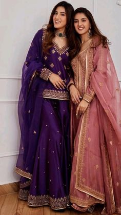 Mother Love, Traditional Indian Outfits, Trendy Dress Outfits, Kurta Designs Women, Designer Party Wear Dresses, Stylish Party Dresses