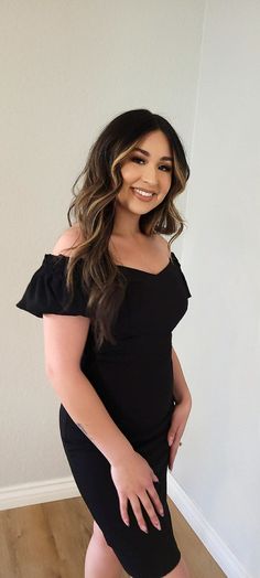 Flirty Off-shoulder Dress For Brunch, Flirty Ruched Off Shoulder Dress For Date Night, Flirty Ruched Off-shoulder Dress For Date Night, Smocking, Of Love, Puff Sleeve, Off The Shoulder, V Neck, How To Wear