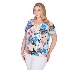 In this printed stretch jersey top, you are sure to stand out at every event. This top features a V-neck. | Hearts of Palm Women's Printed Essentials Short Sleeve Top, Blue, 1X Stretch V-neck Tops With Graphic Print, Stretch V-neck Top With Graphic Print, Multicolor Stretch V-neck Top, Stretch Floral Print V-neck Top, Palm Print, Jersey Top, Sleeve Top, Short Sleeves Tops, V Neck