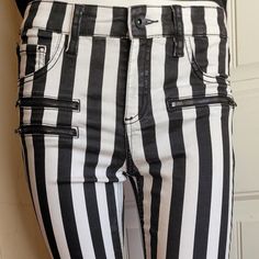 Euc, Unworn. Ankle Length And Has A Slightly Weathered Look. Purchased From Hot Topic. Juniors Size 5. Inseam 29 Inches. All Front Pockets, Except The Small Coin Pocket, Are Faux Pockets. Back Pockets Are Actual Pockets. Black And White Pants, Beetlejuice, White Pants, Hot Topic, Ankle Length, White Stripe, Pant Jumpsuit, Coin, Women Jeans