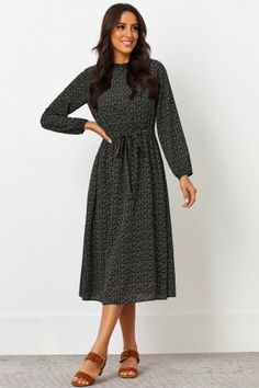 Modest Christmas Dresses, Midi Winter Dresses, Winter Church Dresses, Modest Winter Dresses, Casual Winter Dresses, Winter Wool Dress, Short Dress Patterns, Floral Print Short Dress, Styles Clothes