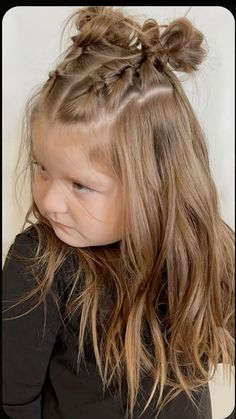 Loose Wavy Hair Ideas Girls Half Up Half Down Hairstyles Kids, Cute Toddler Hairstyles Easy, Hairstyle Toddler Girl, Kindergarten Hairstyles Girl, Birthday Hairstyles For Kids, Baby Hair Styles, Loose Wavy Hair, Wavy Hair Ideas, Hair Styles For Girls