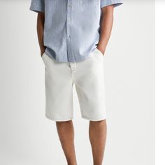 Zara Men Shorts (Off White Color), New With Tags Size 42 Eu / 32 Us Zara Men, Zara Shorts, Zara White, Zara Man, Off White Color, White Color, Mens Shorts, Jean Shorts, Denim Shorts