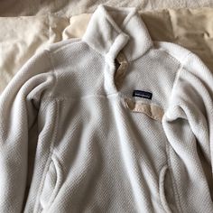 Practically Brand New Without Tags. Women’s Size Xs. No Rips Stains Or Tears. Comes From Pet And Smoke Free Home. Super Soft And A Great Closest Staple Patagonia Fleece Pullover, Patagonia Fleece, Patagonia Womens, White Cream, Cream White, Patagonia, Like New, Womens Tops, Sweatshirts Hoodie