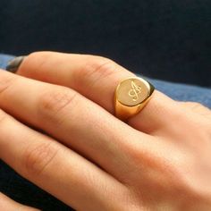 ❤️About the Item❤️ ✔ A round signet men's ring handcrafted by experienced craftsmen in real solid gold symbolizing life and positivity.  ❤️DISCOUNT AND OFFERS❤️ ✔ Please contact us for any discounts or offers that are available on this item. We also provide discounts on bank transfers. Please check the payments methods below! ❤️CUSTOMIZATION❤️ ✔ Please check our designs listed in our store and don't hesitate to contact us with any custom made jewelry piece. ✔ We can engrave custom text of your c Symbolic Wedding Signet Ring With Engraving Option, Symbolic Signet Ring With Polished Finish As Gift, Symbolic Signet Ring With Initials For Gift, Personalized Symbolic Signet Ring For Anniversary, Symbolic Initials Signet Ring For Anniversary, Personalized Symbolic Signet Ring For Formal Occasions, Personalized Symbolic Signet Ring, Symbolic Personalized Signet Ring, Round Signet Ring With Initials For Gift