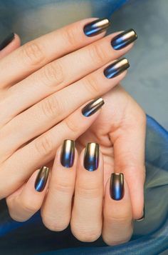 45 Classy Nail Art Ideas | Art and Design Colorful Dip Nails, Art Deco Nail Art, Flashy Nails, Classy Nail Art Ideas, Cruise Nails, Maybelline Lipstick, Classy Nail Art, Latest Nail Trends, Purple Nail