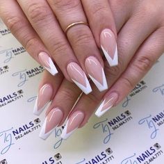 White French Nail Designs Coffin, Nail Designs Triangle French Tip, Nails With White Tips Coffin, French Tips Pointy, White Tip Coffin Acrylic Nails, Coffin French Tip Nails With Design, White French Tip Nails Coffin, V French Manicure, V Cut French Tip Nails