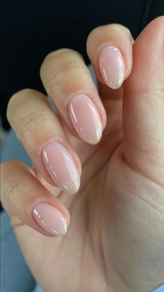 Nail Ideas Simple Pink, Summer Elegant Nails, Pink Autumn Nails, Vanilla Girl Nails, African Nails, Short Classy Nails, Nails Summer Nails, Milky Nails, Subtle Nails