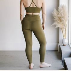 Made From 90% Recycled Plastic Bottles (Rpet) And 10% Spandex. Lightweight, Yet Substantial Perfect For All Workouts And Activities. Sweat-Wicking And Quick-Drying. Sheer-Proof And Upf 50+. Buttery Soft Hand Feel With A Brushed Matte Finish. Small Hidden Back Pocket For Keys Or Cards Seamless 4-way Stretch Bottoms For Yoga, Green Elastane Yoga Pants, High Waist Green Pants For Pilates, Gym Bottoms With Built-in Bra, Green High Waist Yoga Leggings, Green High Waist Leggings For Yoga, Green Elastane Yoga Bottoms, High Stretch Green Yoga Pants For Loungewear, High Stretch Green Leggings For Loungewear