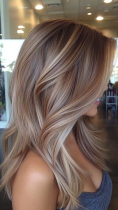 Brown Hair On Bottom Blonde On Top, Soft Brown And Blonde Hair, Cool Old Money Blonde, Blonde And Plum Hair, Best Hair Color For Pale Skin Green Eyes, Mid 40's Hair For Women, Warm Vs Cool Blonde, 2024 Winter Hair Trends, Old Money Blonde Dark Roots