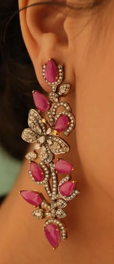 Fusion Jewellery, Jewelry Design Drawing, Modern Jewellery, Fairy Jewelry, Bridal Jewelry Collection, Indian Jewellery Design Earrings, Bridal Silk Saree, Indian Jewellery Design, Jewelry Design Earrings