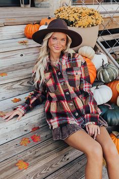 - Embrace pumpkin spice season in style with this adorable piece! Featuring charming fringe details and cozy material, it's the perfect companion for crisp autumn strolls or a fun day at the pumpkin patch. - Warm, unlined material with a plaid print - A collared neckline - A button up front - Functional chest pockets - Long sleeves with button closure cuffs featuring fringe detailing - A relaxed silhouette that ends in a peplum cut hemline with fringe detailing Fall Cotton Outerwear With Fringe, Fall Cotton Fringe Outerwear, Cotton Fringe Outerwear For Fall, Long-sleeved Rust Outerwear For Winter, Brown Fringe Outerwear For Winter, Rust Long Sleeve Outerwear For Fall, Brown Long-sleeve Fringe Outerwear, September Style, Boho Closet