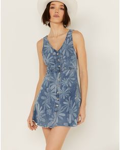 Lili Sidonio Women's Denim Floral Dress, Blue Spring Cotton Fitted Mini Dress, Fitted Cotton Mini Dress For Spring, Medium Wash Fitted Cotton Dresses, Spring Medium Wash Fitted Mini Dress, Spring Fitted Medium Wash Mini Dress, Spring Fitted Mini Dress In Medium Wash, Medium Wash Fitted Mini Dress For Spring, Fitted Denim Mini Dress For Spring, Fitted V-neck Denim Dress For Summer