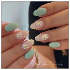 Cute Almond Summer Nails, Nail Inspo Floral, Rave Nails, Uñas Aesthetic, Green Acrylic Nails, Short Acrylics