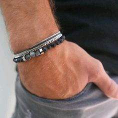 Guy Jewelry, Mens Bracelet Set, Mens Cuff Bracelets, Mens Cuff, Mens Bracelet Silver, Presents For Men, Estilo Hip Hop, Men's Bracelet, Engraved Bracelet