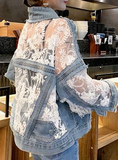 Inspiration Tattoos, Long Sleeve Denim Jacket, Diy Vetement, Moda Jeans, Denim Diy, Upcycled Fashion, Denim And Lace, Refashion Clothes