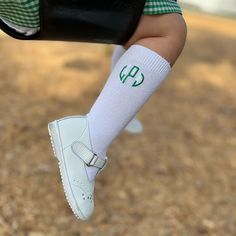 What's cuter than knee socks on your little one? Monogrammed knee socks, of course!! Grab these white socks with a monogram in every color. - These Jefferies brand socks are the highest quality - Seamless toe for no bulk, comfortable for the most sensitive little feet - Ribbed top keeps socks up all day - The font shown in the first example photo is Circle; the thread color is Kelly Green THREAD COLOR: To see thread color options please visit https://missmonogramkids.com/pages/thread-colors FONT White Formal Outfit, Brand Socks, Jane Smith, Green Thread, Boys Socks, Thread Colors, White Socks, Long Sleeve Onesie, Newborn Photo Props