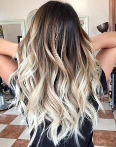 Blonde Hair With Brown Smudge Root, Women’s Hair Color, Cool Blonde Balayage Dark Roots, Balayage Hair Blonde Dark Roots, Brown To Blonde Ombre Hair, Balayage Ombre Hair, Best Ombre Hair, Balayage Ideas, Brown Hair With Blonde Highlights