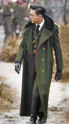 Moda Steampunk, Military Aesthetic, The Mystic, Army Uniform, Military Inspired, Dieselpunk