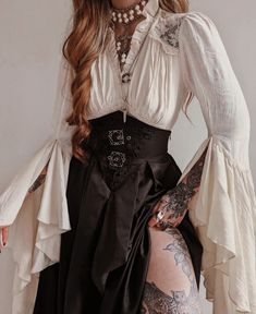 Light Goth Outfits, Fall Skirt Outfits With Boots, Winter Outfits Night Out, Skirt Outfits With Boots, Ren Faire Outfits, Dark In Love, Fair Outfits, Trumpet Sleeves, Skirt Outfits Fall