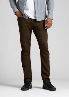 Mid-rise with a relaxed fit through the hip, and slight taper at the hem. Feels like a sweat pant and looks like a pant. Natural TENCEL fibres offer a breathable, technical product with exceptional comfort. Relaxed Fit Pants, Athletic Build, Dog Walks, Sweat Pant, Mens Flannel Shirt, Tapered Pants, Fit Pants, Rei Co-op, Athletic Pants