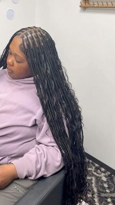 Smeduim Knotless Boho, Boho Knotless Braids With Curls At The End, Bohemian Knotless Braids Body Wave, Small Knotless With Highlights, Small Knotless Braids With Curly Hair, X Small Boho Knotless Braids, Small Extra Boho Knotless Braids, Small Knotless Knee Length, Smedium Boho Knotless Knee Length