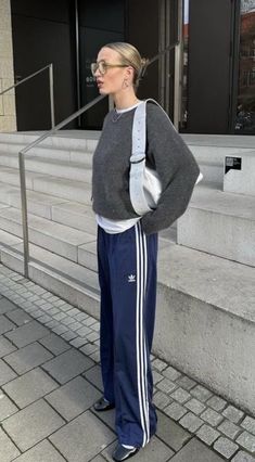 Styling Track Pants, Adidas Pants Outfit, Oversized Fur Coat, Culture Clothing, Personal Style Inspiration, Crisp Air, Adidas Pants, A Style, City Girl