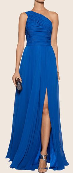 One Shoulder Chiffon Maxi Prom Dress Green Formal Evening Gown #macloth #dress #gown #bridalgown #promdress #prom2017 #promgown #formaldress #formalgown #wedding #weddingpartydress #eveninggown #eveningdress One Shoulder Formal Dresses, Evening Dresses Uk, One Shoulder Prom Dress, Plum Dress, Designer Maxi Dress, Gaun Fashion, Dress Chiffon, Maxi Dress Prom, Green Prom Dress