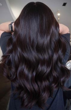 Black Coffee Hair Color, Lorelai Gilmore Hair Color, Espresso Brunette Hair, Hair Colors For Fair Skin, Dark Chocolate Balayage, Dark Mahogany Hair, Black Hair Fair Skin, Cherry Brown Hair, Espresso Hair