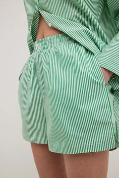 Striped Elastic Waist Cotton Shorts Green | NA-KD Striped Pajama Pants, France Outfits, Pyjama Pants, Pajama Pant, Elastic Waist Shorts, Pajama Shorts, Na Kd, Fashion Sketches, Striped Shorts