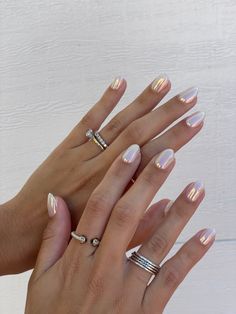 Simple Nail Ideas Chrome, Blush Dip Nails, Very Short Chrome Nails, 2023 Nails Chrome, Simple Metallic Nails, Cute Short Acrylic Nails Chrome, Chrome Nails Summer 2023, Simple Nails With Chrome, Chrome Nails Sns