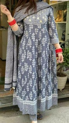 Simple Kurti, Fabric Work, Kurti Pant, Designer Kurti Patterns, Simple Kurti Designs, Anarkali Kurti, Long Kurti Designs