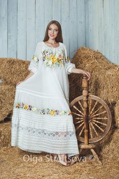 Summer Folk Dress With Floral Embroidery, White Folk Embroidered Wedding Dress, Simple Wedding Dress Lace, White Dress Beach, White Folk Dress With Embroidered Hem, Wedding Dress Floor Length, White Folk Dress With Floral Embroidery, Yellow Embroidered Folk Dress, Summer Dress White