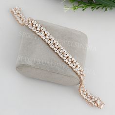 Natural SI/H Marquise Diamond Leaf Bracelet Gift 18k Rose Solid Gold 15.90 Ct. Leaf Bracelet, Marquise Diamond, Christmas Jewelry, Dream Jewelry, Diamond Clarity, Bracelet Gift, 18k Rose Gold, Stone Color, Natural Diamonds